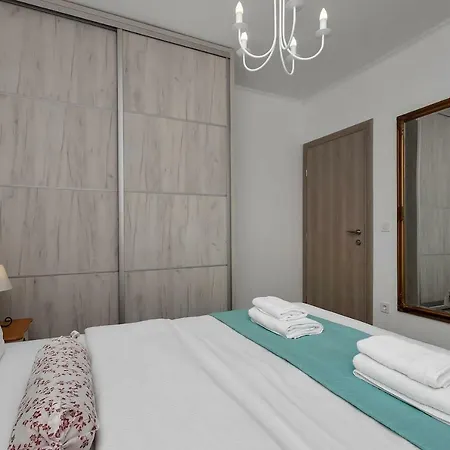 Charming Tissa With Sea View Makarska