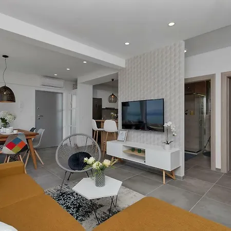 Charming Tissa With Sea View Makarska