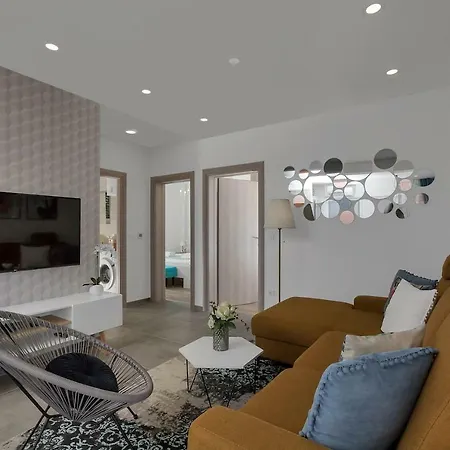 Charming Tissa With Sea View Makarska