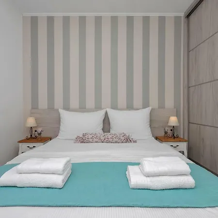Charming Tissa With Sea View * Μακάρσκα